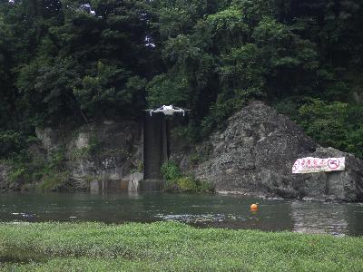 ドローン