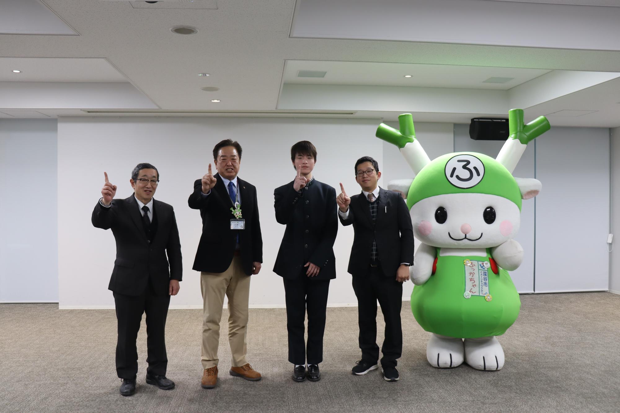 市長表敬訪問（正智弓道部）