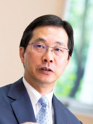 井上
